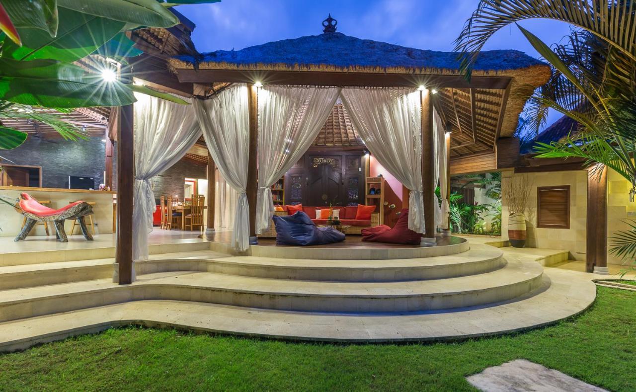 Pilou Boutique Tanah Lot